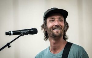 Stick Figure Musician, Scott Woodruff Enjoys A Net Worth Of $400K