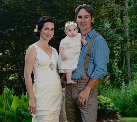 Mike Wolfe with his wife Jodi Faeth and his Daughter Charlie Faeth Wolfe.
Source: Pinterest